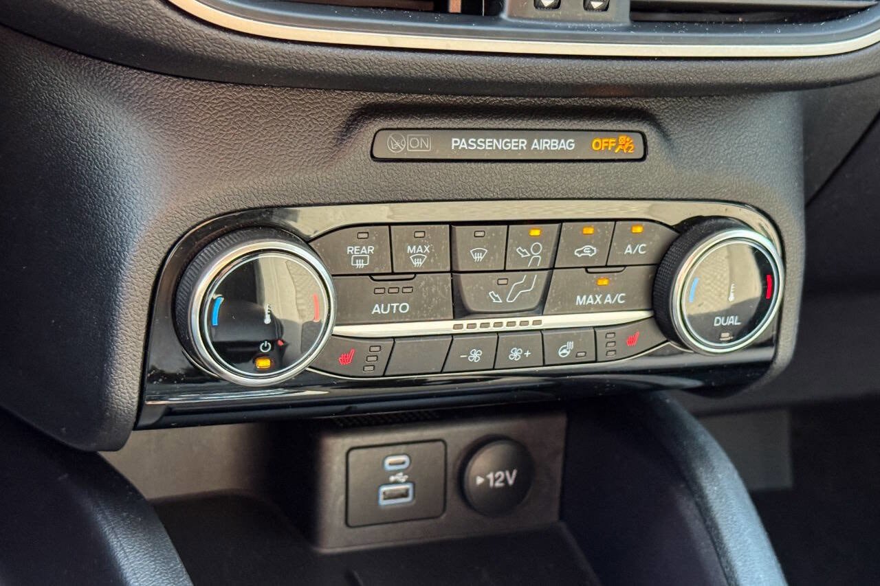 Used 2022 Ford Escape SE w/ Convenience Package AWD/4WD image 30