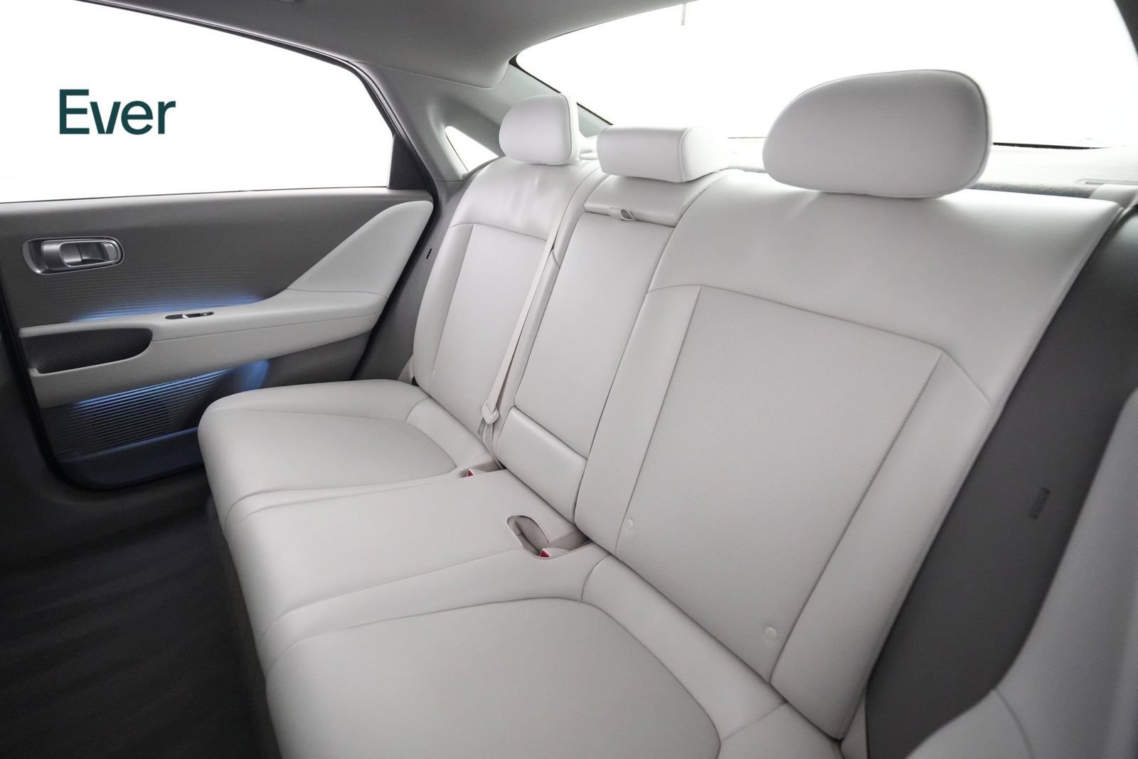 Used 2024 Hyundai Ioniq 6 Limited RWD image 24