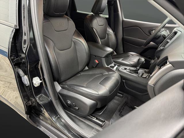 Used 2022 Jeep Cherokee Latitude Lux image 28