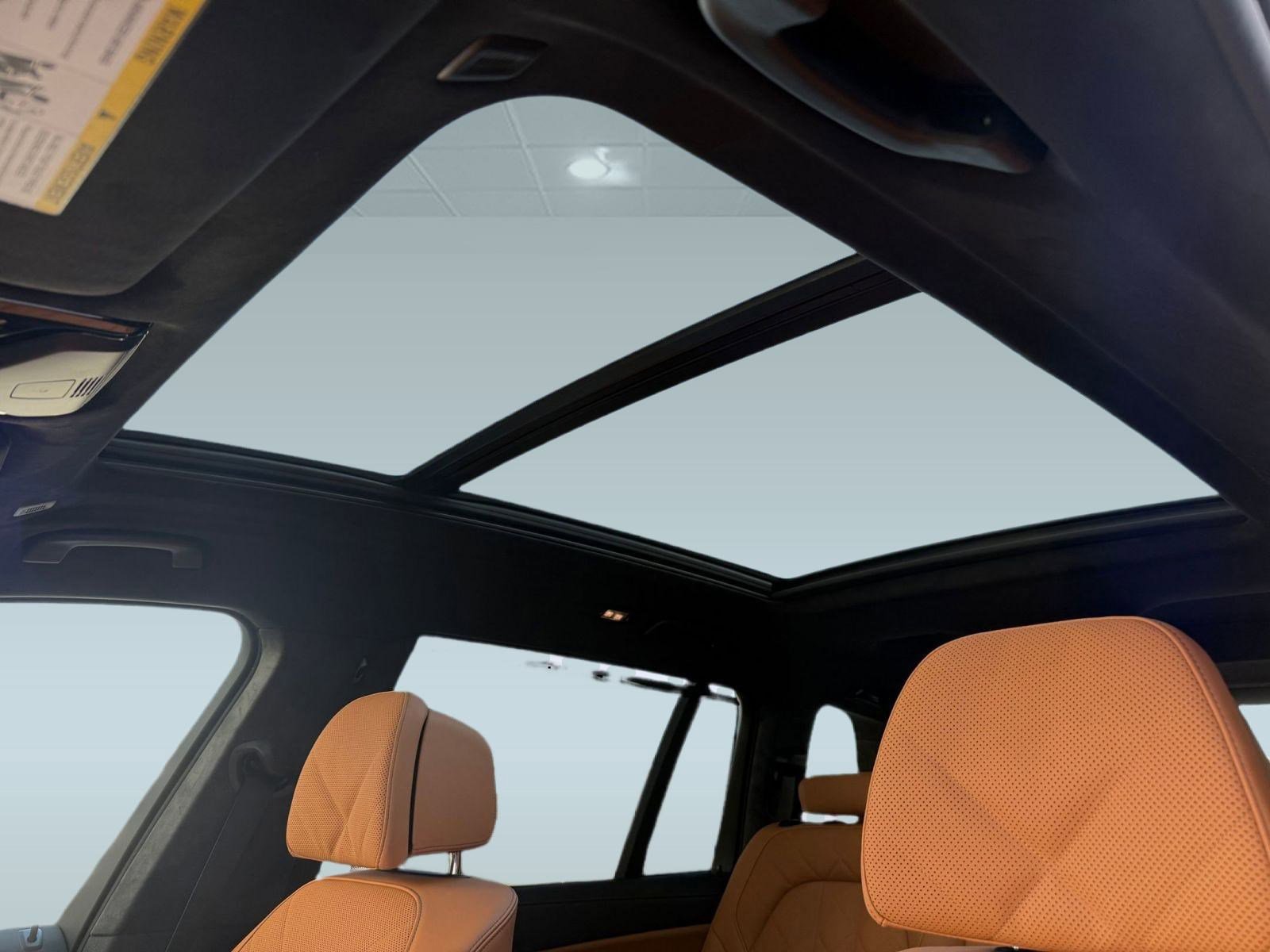 New 2026 BMW X7 xDrive40i w/ M Sport Package image 14