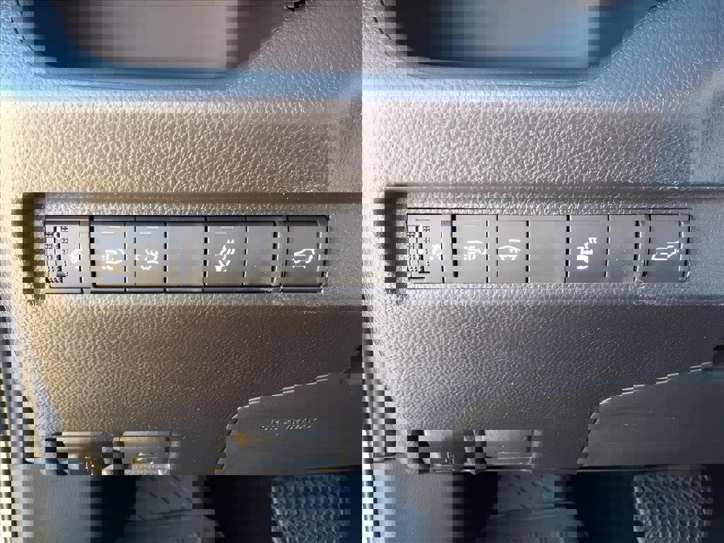 New 2025 Toyota RAV4 XLE Premium image 15