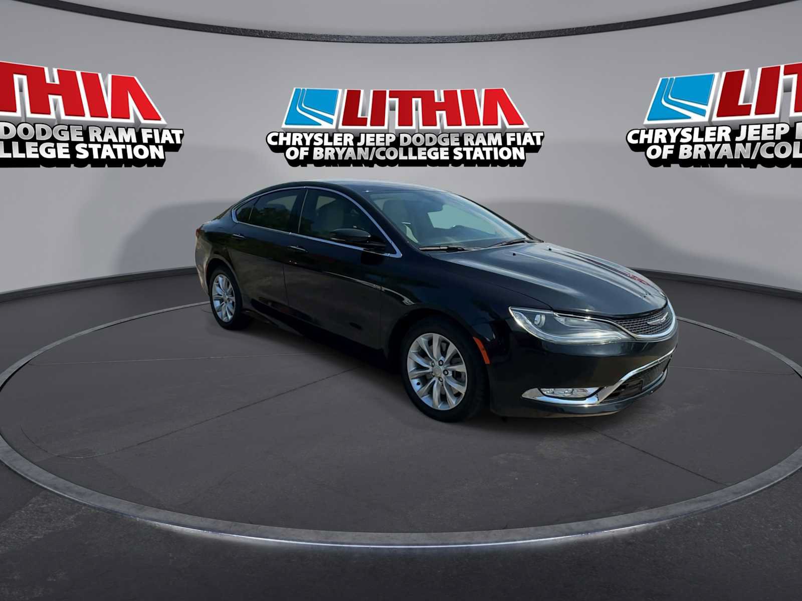 Used 2015 Chrysler 200 C w/ Navigation & Sound Group I FWD video 2