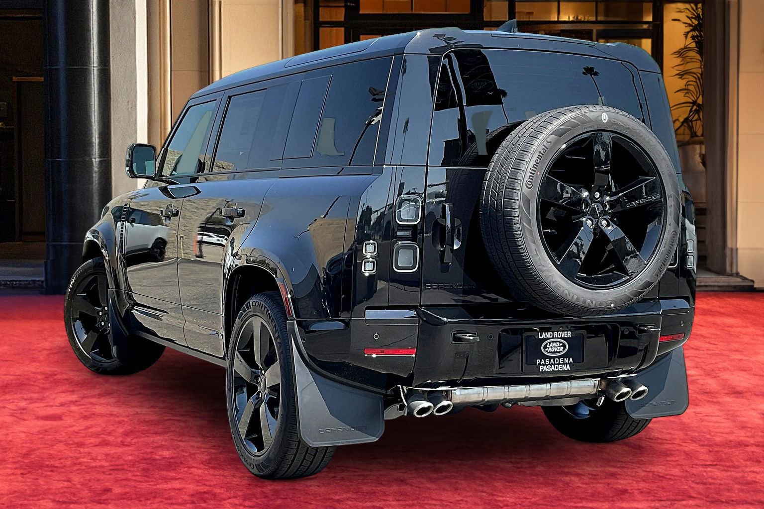 New 2026 Land Rover Defender 110 X-Dynamic SE AWD/4WD image 3