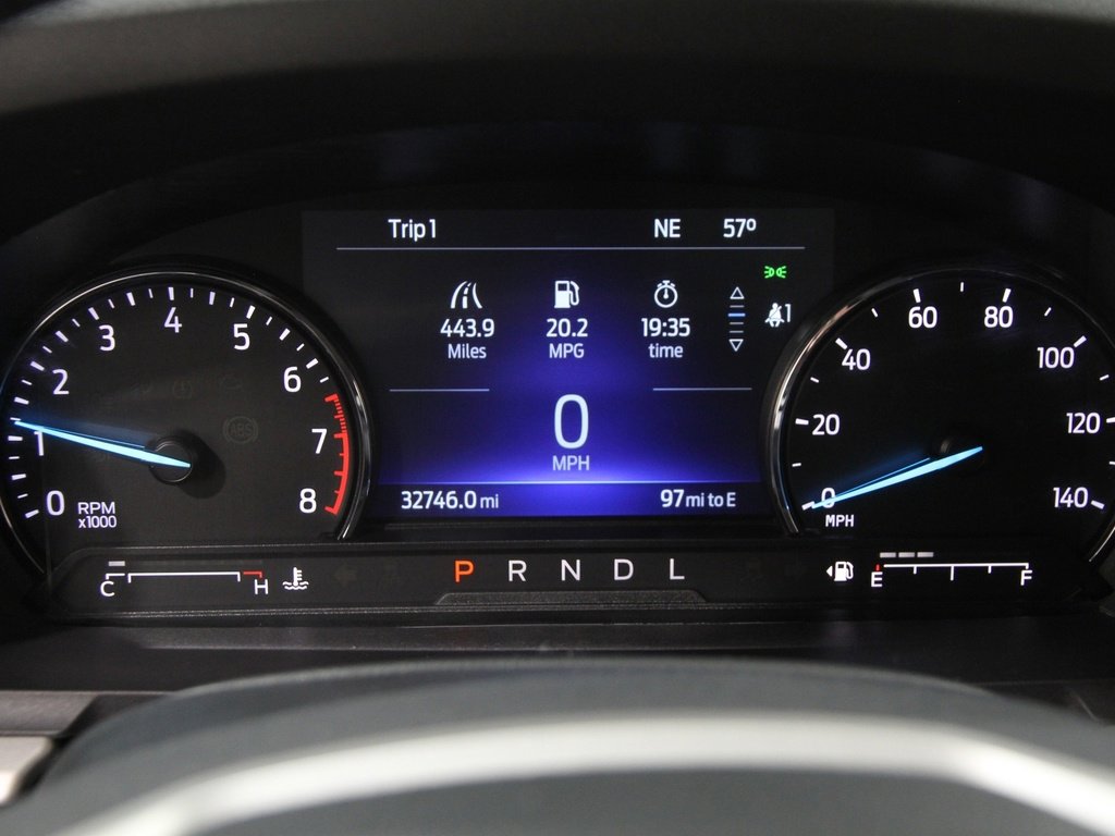 Certified 2022 Ford Explorer XLT w/ Equipment Group 202A image 9