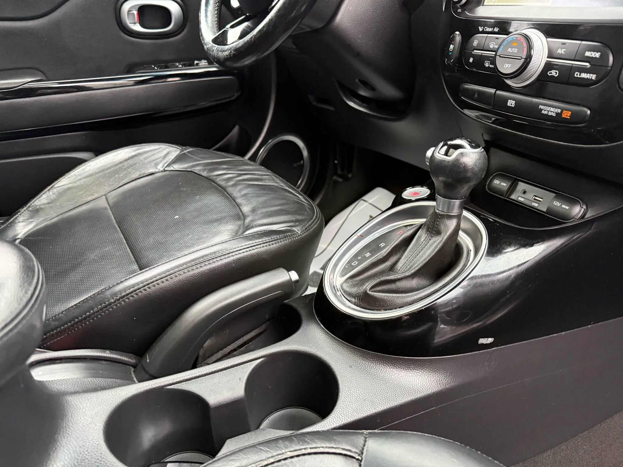 Used 2015 Kia Soul ! w/ Sun & Sound Package image 47