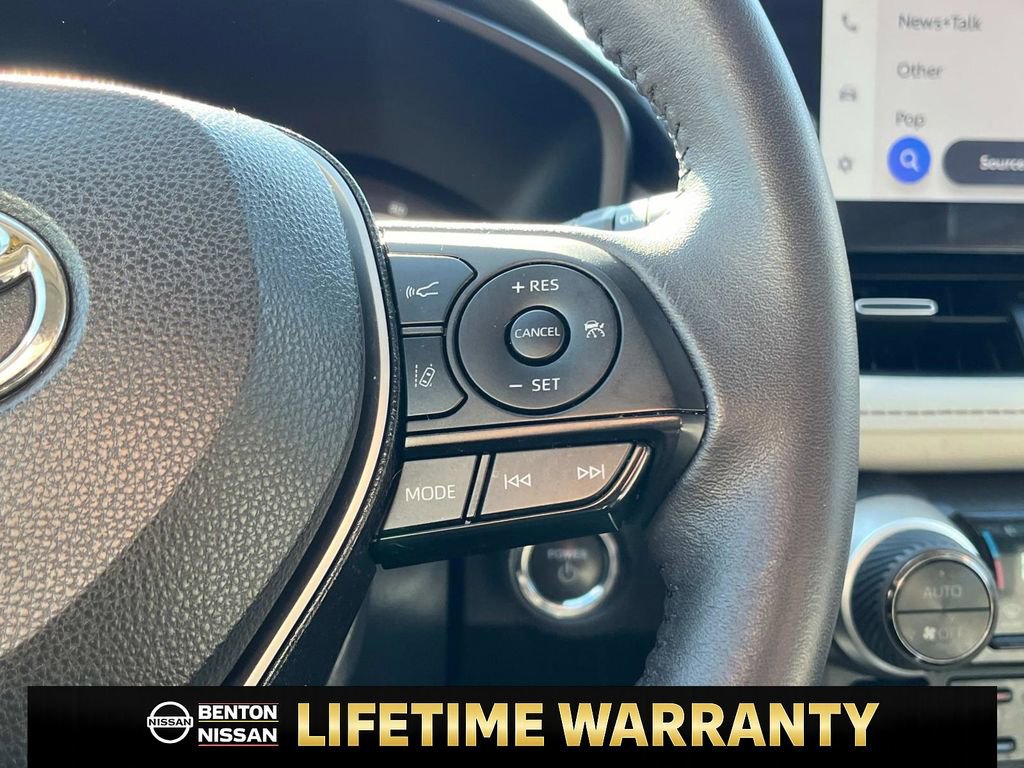 Used 2023 Toyota RAV4 Limited image 39