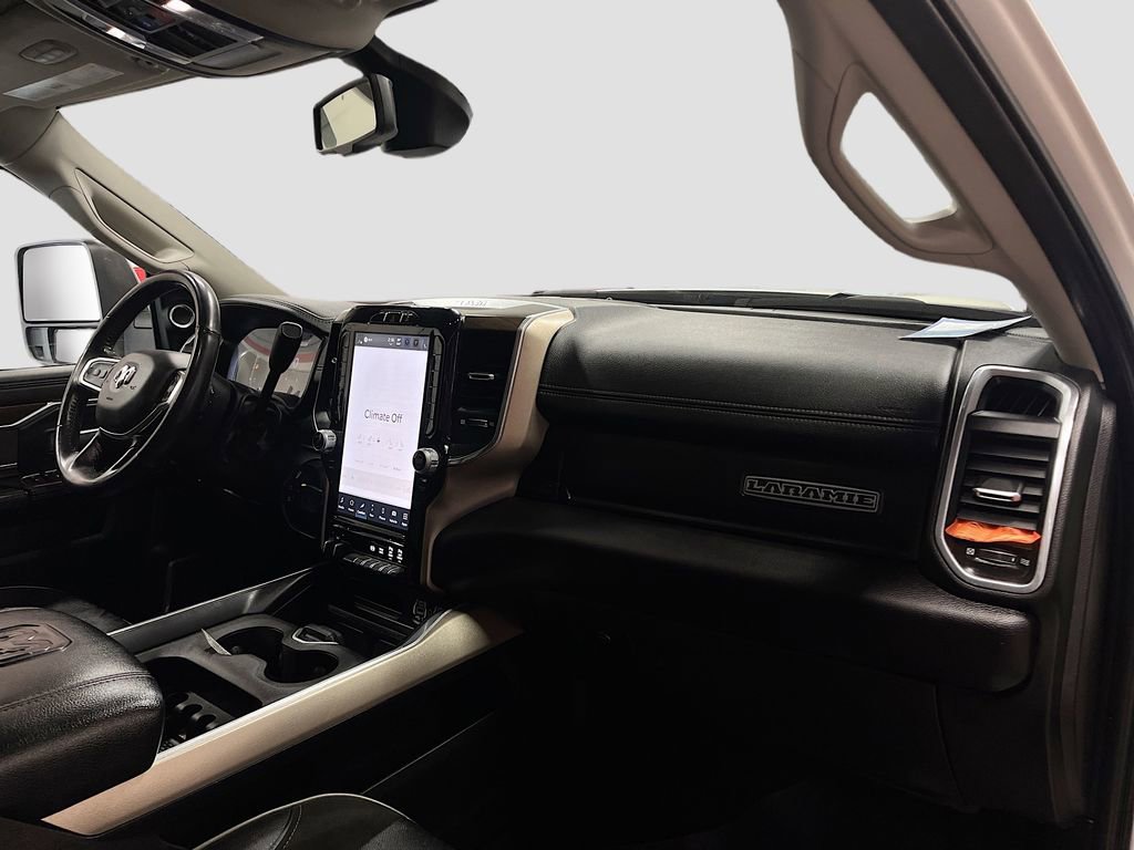 Used 2024 RAM 3500 Laramie image 29