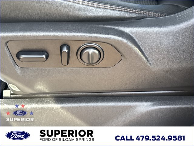 Used 2020 GMC Sierra 1500 AT4 w/ AT4 Premium Package AWD/4WD image 19