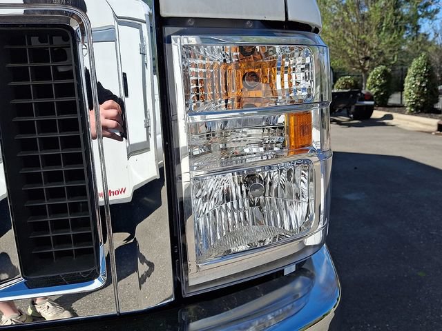 New 2023 Ford E-350 and Econoline 350 Super Duty w/ Driver's Safety Package RWD image 4