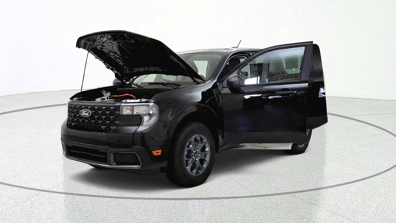 New 2026 Ford Maverick XLT w/ Equipment Group 301A AWD/4WD image 31