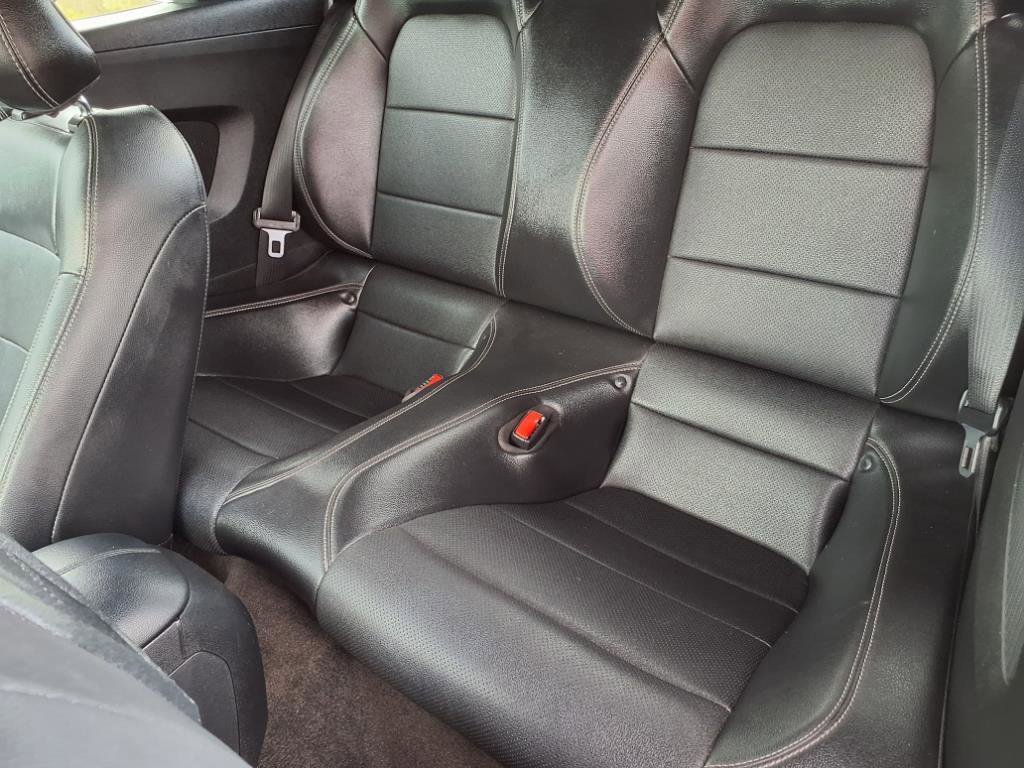 Used 2017 Ford Mustang Premium image 13