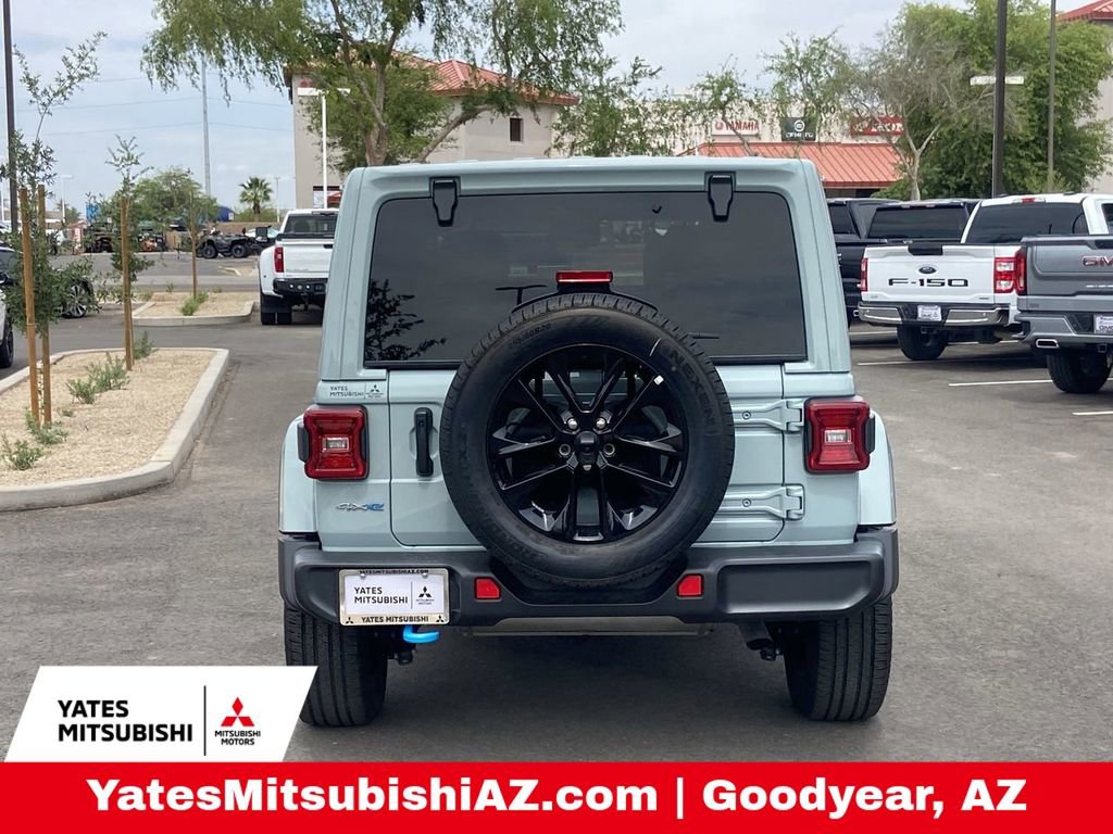 Used 2024 Jeep Wrangler Unlimited Sahara w/ Technology Group image 5