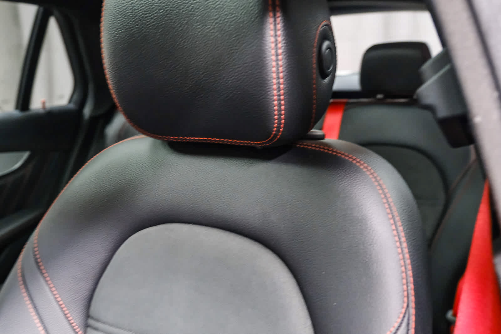 Certified 2019 Mercedes-Benz GLC 43 AMG 4MATIC image 24