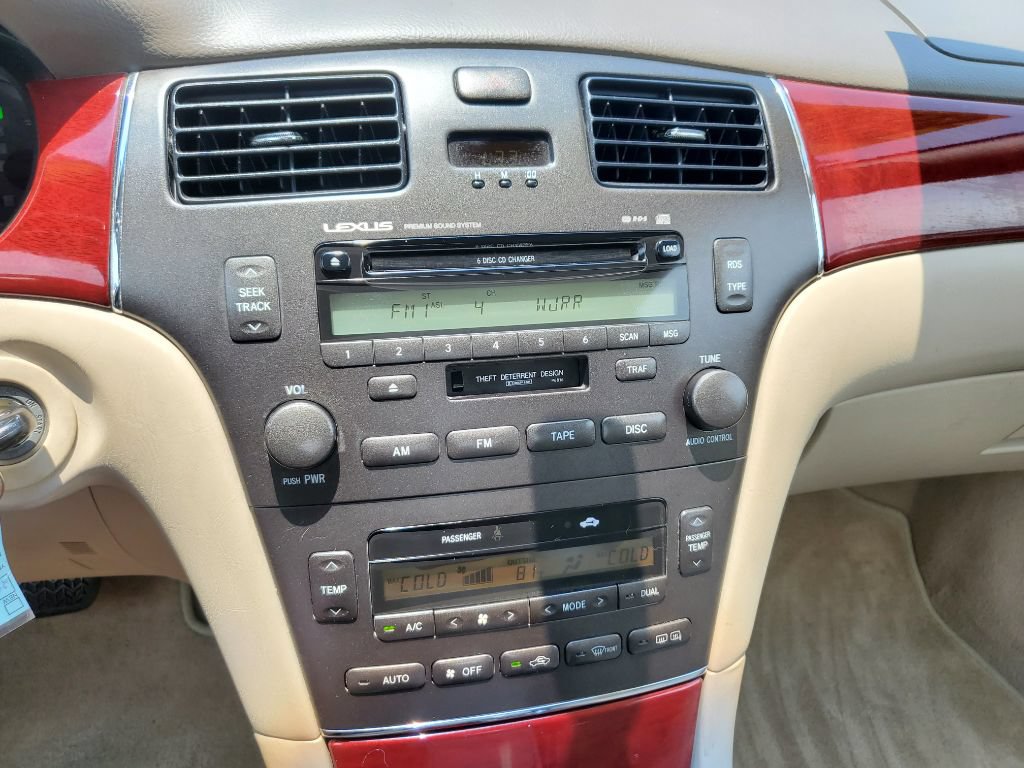 Used 2002 Lexus ES 330 FWD image 20