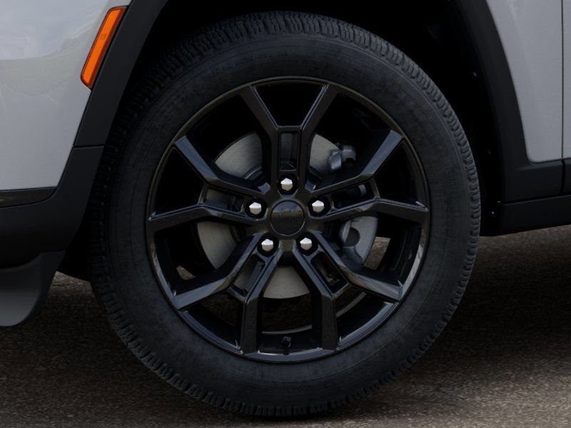 New 2025 Jeep Grand Cherokee L Limited AWD/4WD image 9