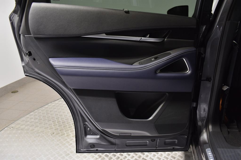 New 2026 INFINITI QX60 Sport w/ Dark Cargo Package image 27