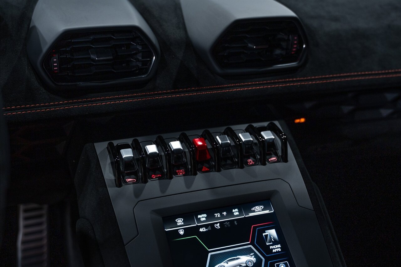 Used 2022 Lamborghini Huracan STO RWD image 53