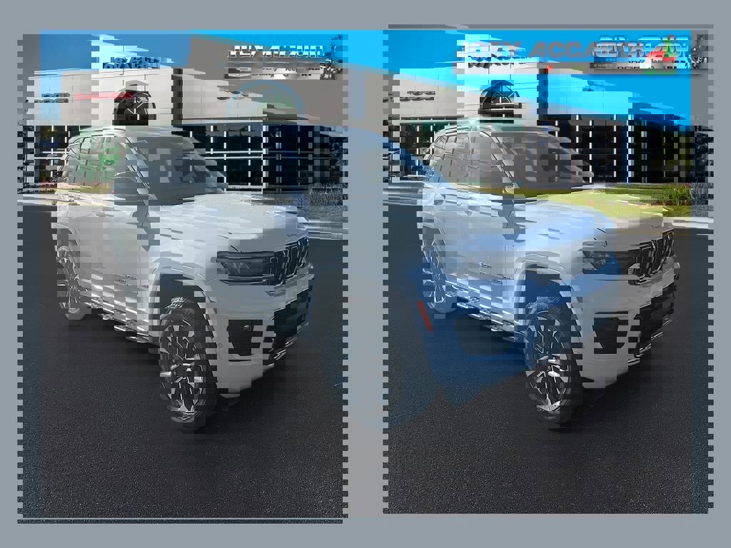 New 2025 Jeep Grand Cherokee Overland w/ Trailer Tow Package