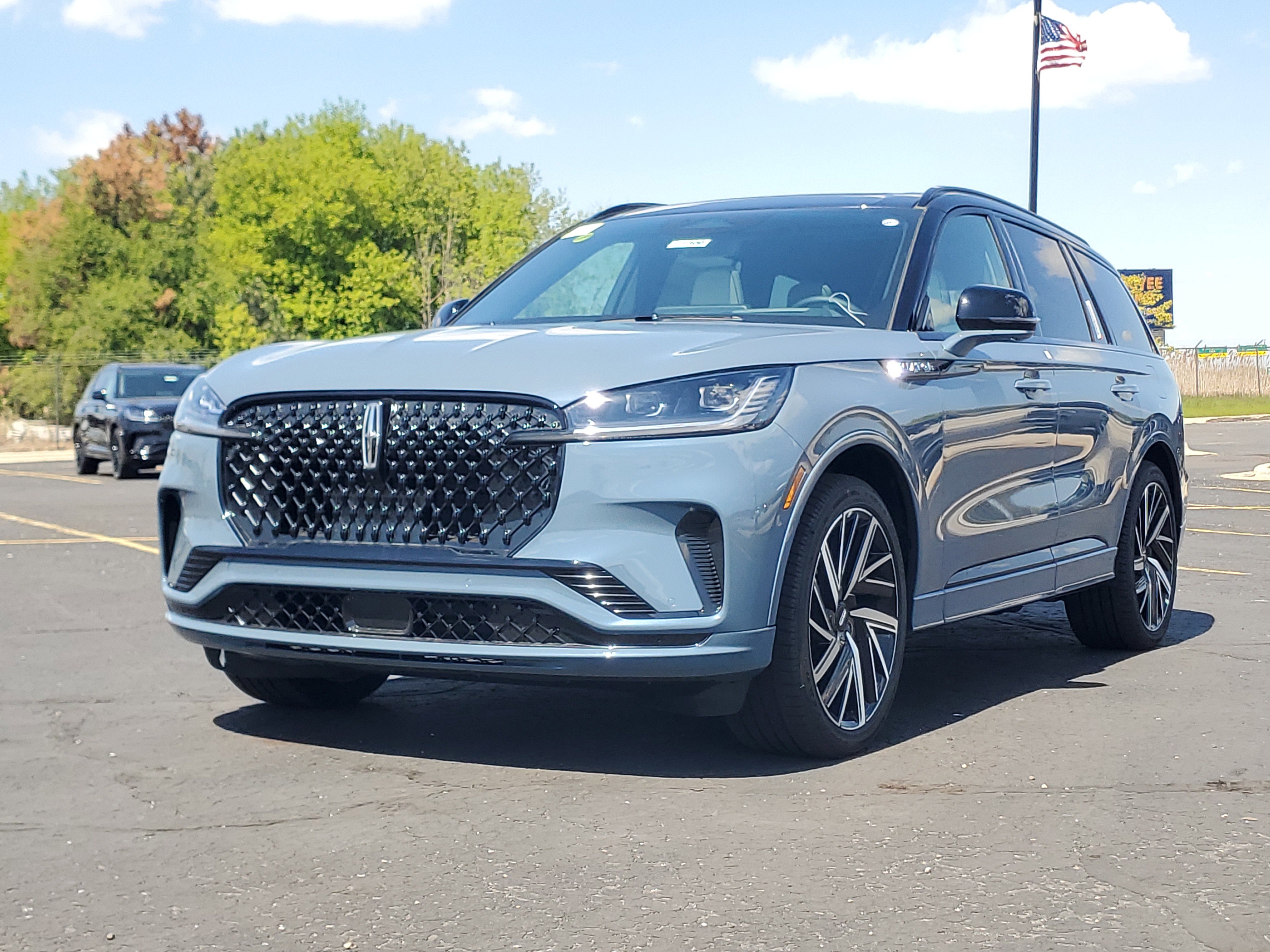 New 2026 Lincoln Aviator Black Label AWD/4WD image 1