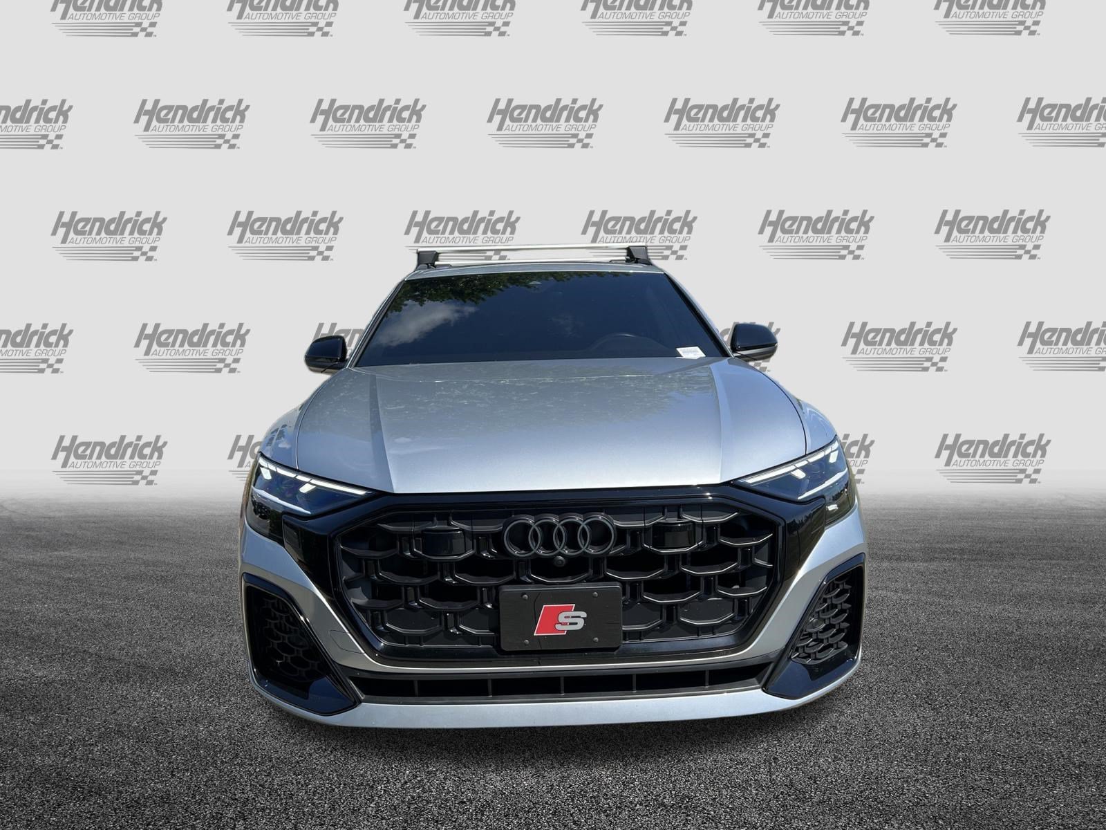 Used 2024 Audi SQ8 Premium Plus AWD/4WD image 3