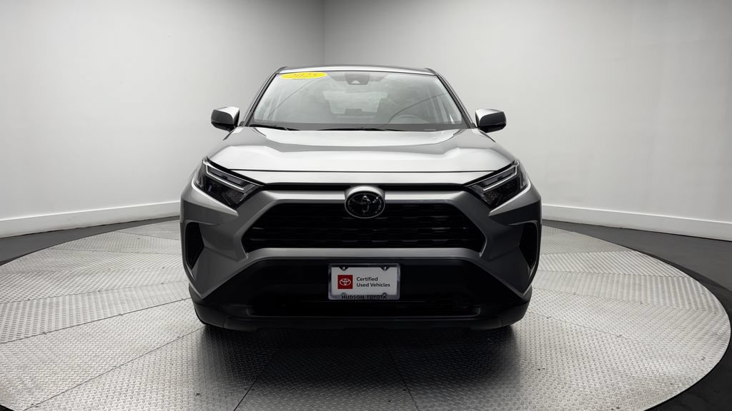 Used 2025 Toyota RAV4 LE FWD image 40