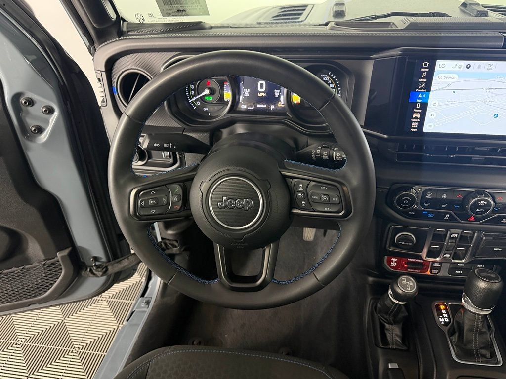 Used 2024 Jeep Wrangler Unlimited Rubicon 4xe w/ Technology Group AWD/4WD image 16