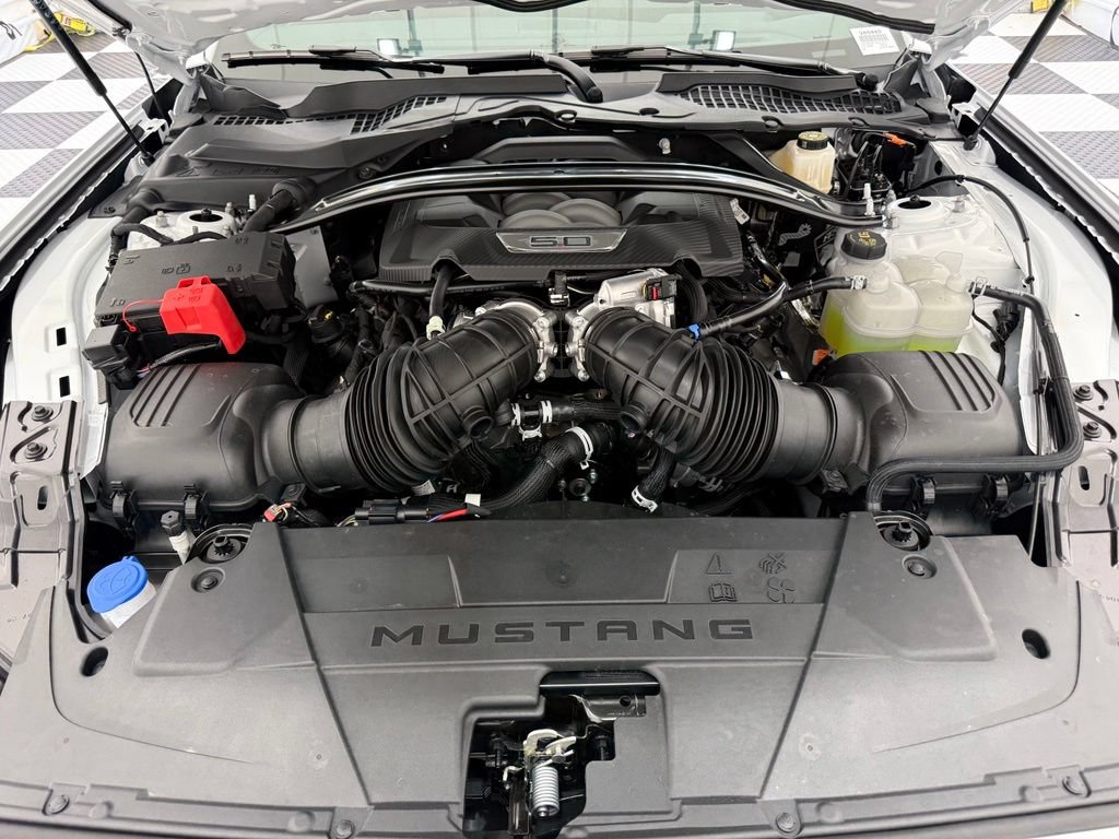 New 2026 Ford Mustang GT Premium w/ GT Performance Package RWD image 9