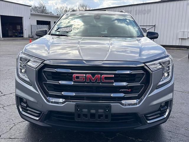 Certified 2023 GMC Terrain AT4 image 4