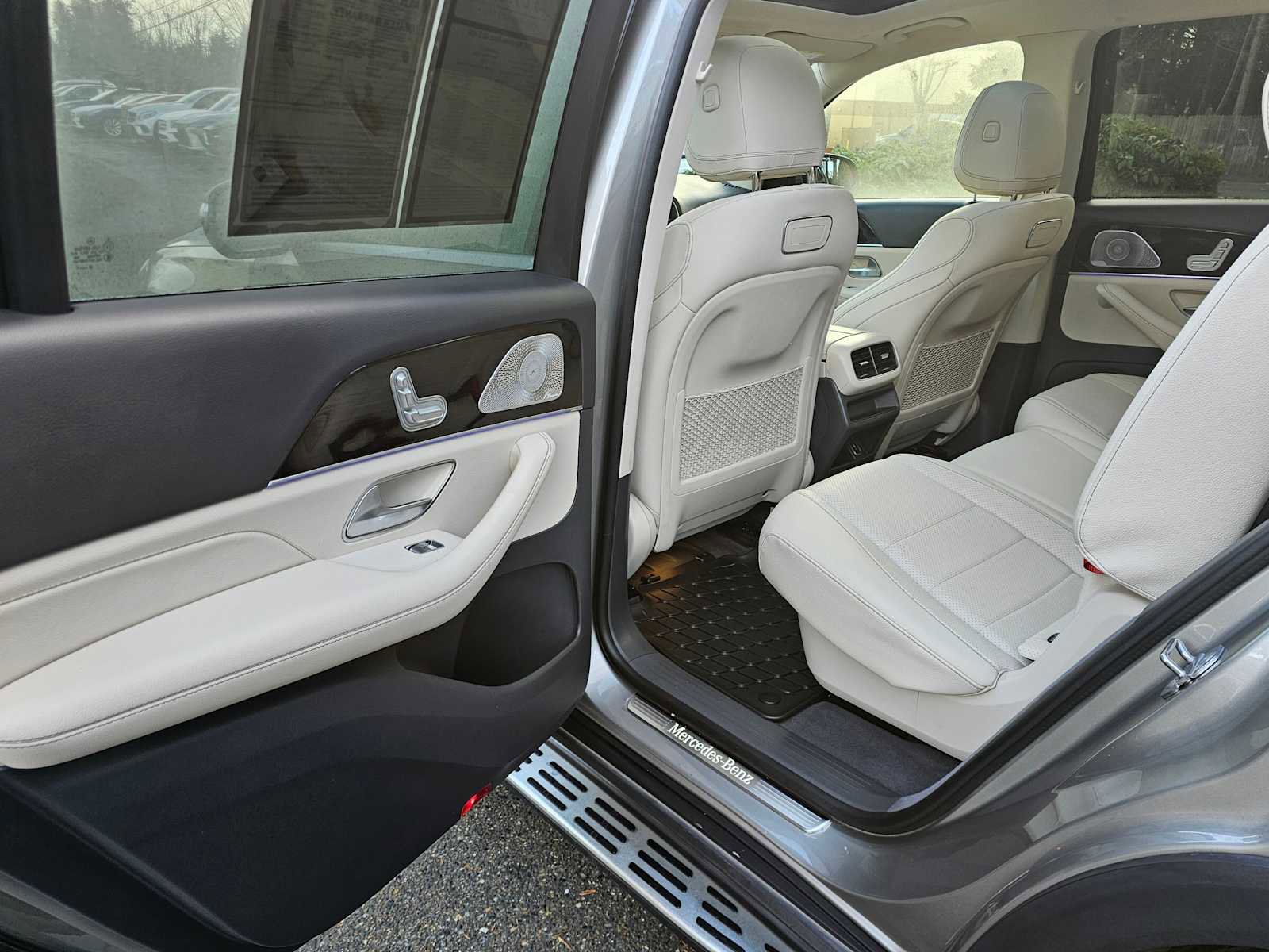 Used 2020 Mercedes-Benz GLS 450 GLS 450 image 17