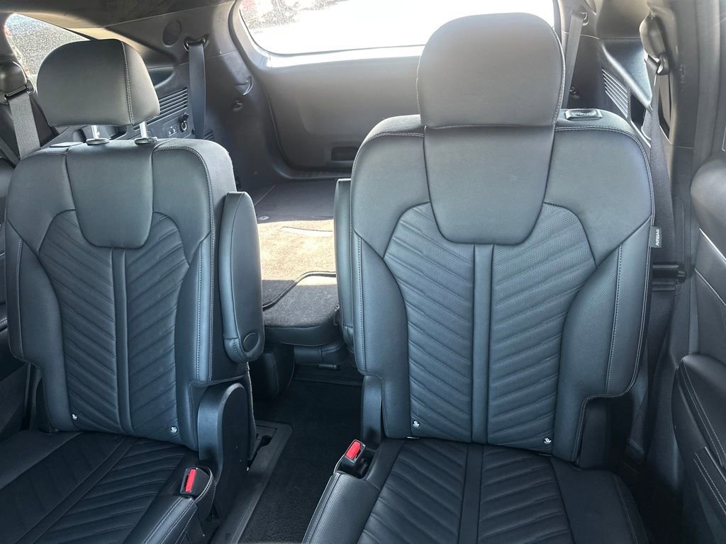 Used 2025 Kia Sorento SX Prestige image 27
