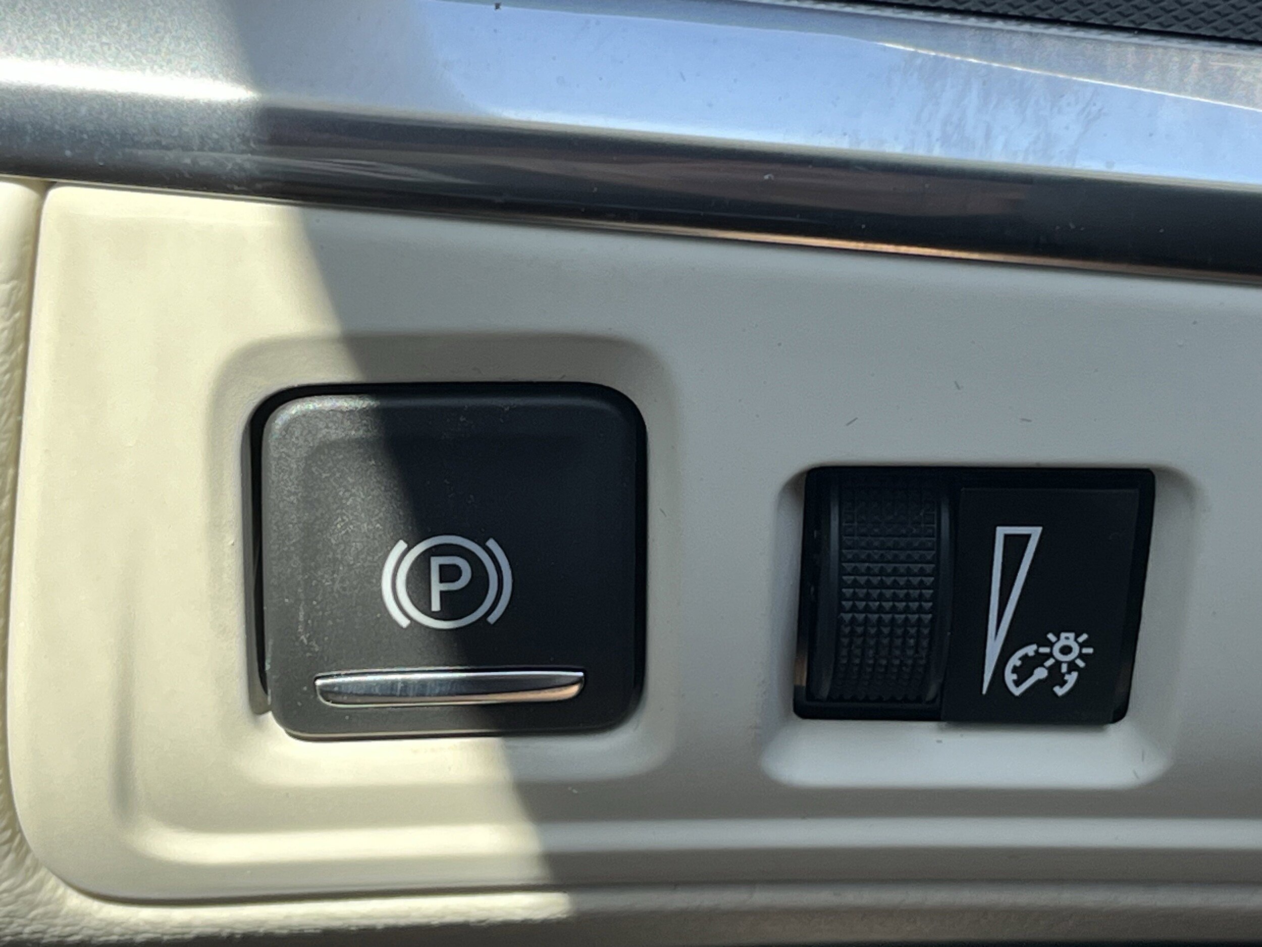New 2026 Cadillac XT5 Premium Luxury w/ Driver Assist Package FWD image 37
