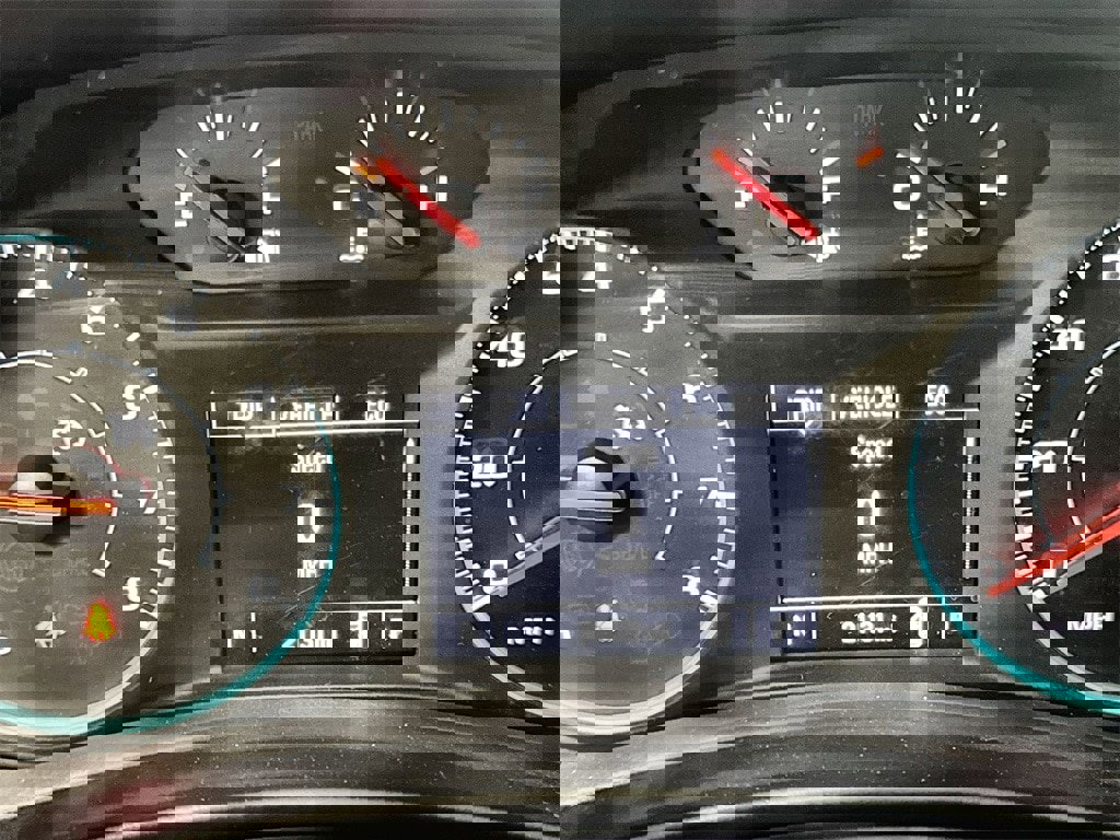 Used 2024 Chevrolet Equinox LS w/ Driver Confidence II Package image 18