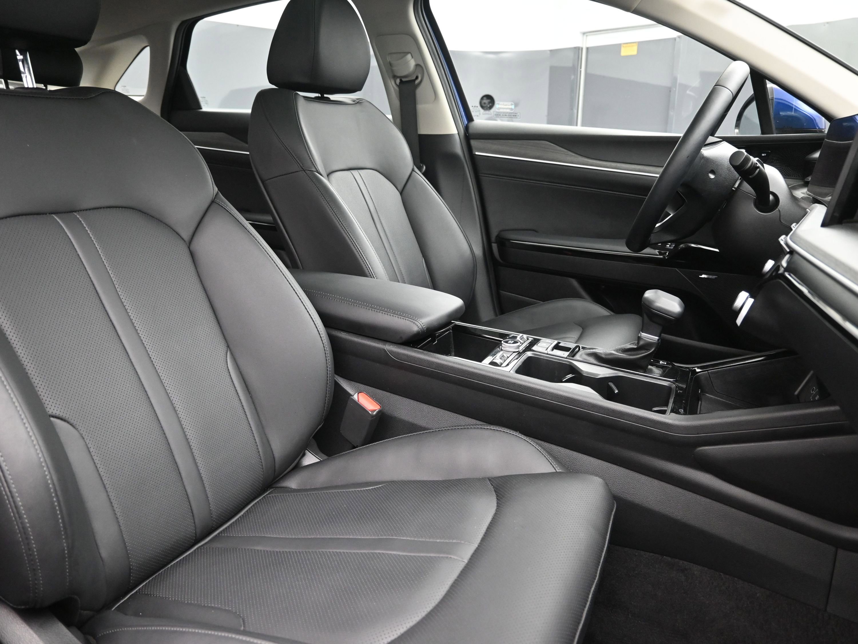 Used 2025 Kia K5 EX image 27