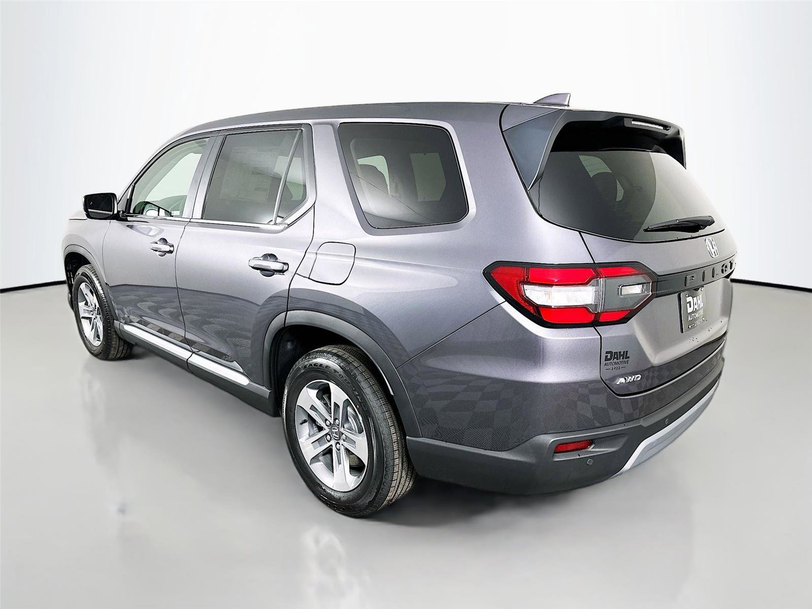 New 2025 Honda Pilot EX-L image 5