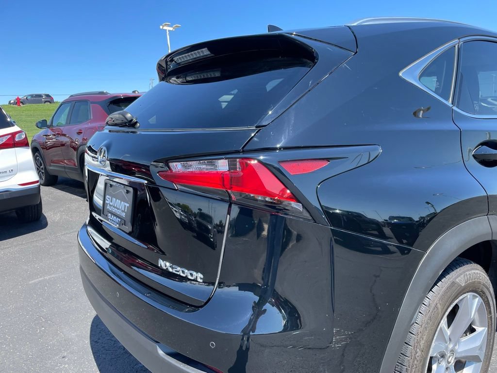 Used 2017 Lexus NX 200t FWD w/ Premium Package image 31