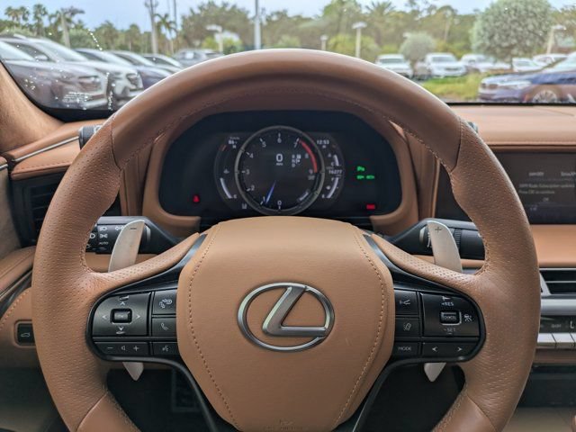 Used 2018 Lexus LC 500 Coupe w/ Touring Package RWD image 25