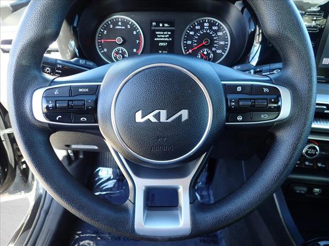 Used 2023 Kia K5 LXS image 10