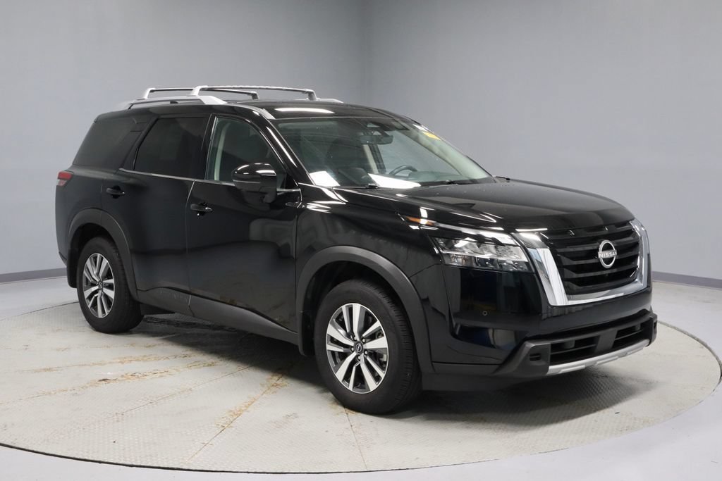 Certified 2024 Nissan Pathfinder SL w/ Cargo Package
