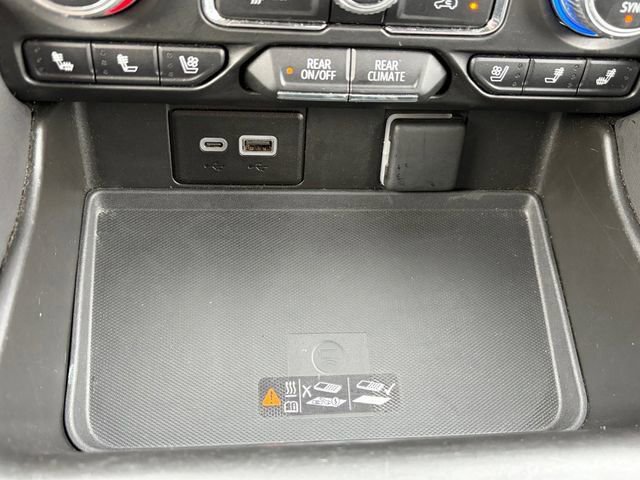 Used 2024 GMC Yukon XL SLT image 25