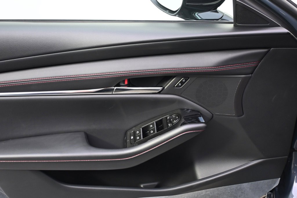 New 2026 MAZDA MAZDA3 Carbon image 22