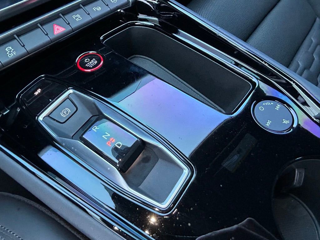 Used 2023 Audi RS e-tron GT w/ Carbon Performance Package image 34