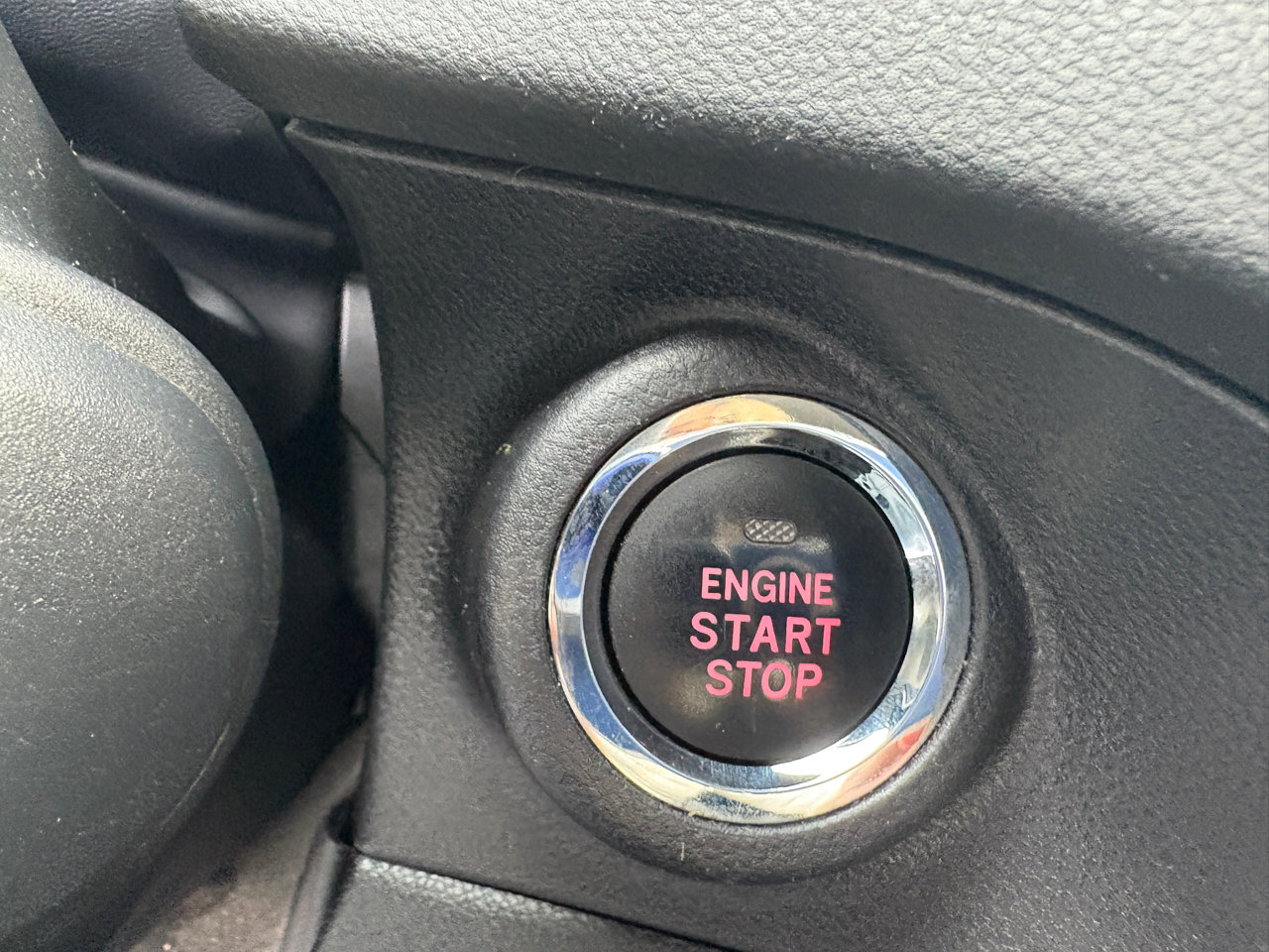 Used 2019 Subaru Ascent Limited image 14