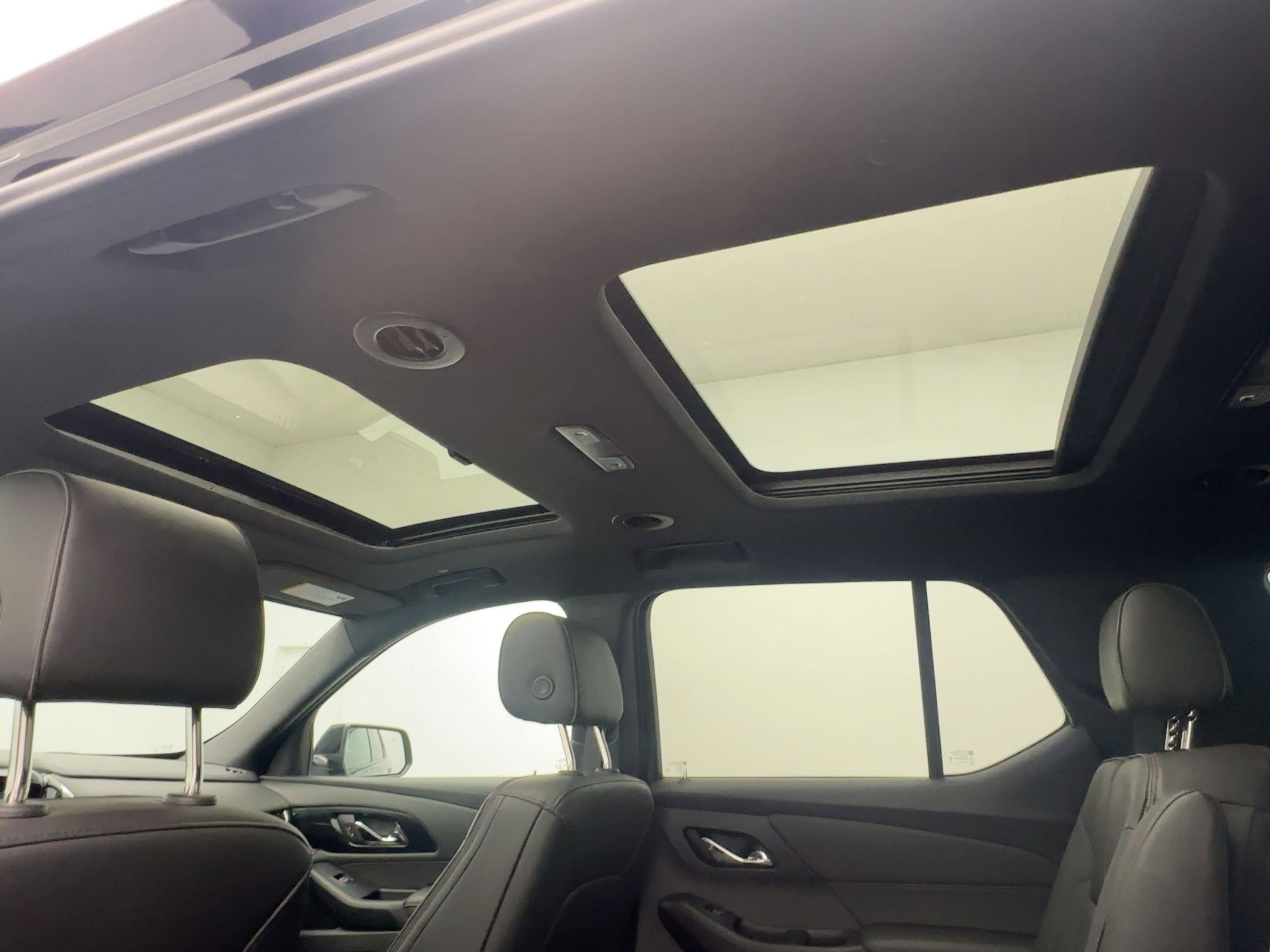 Certified 2023 Chevrolet Traverse RS image 16