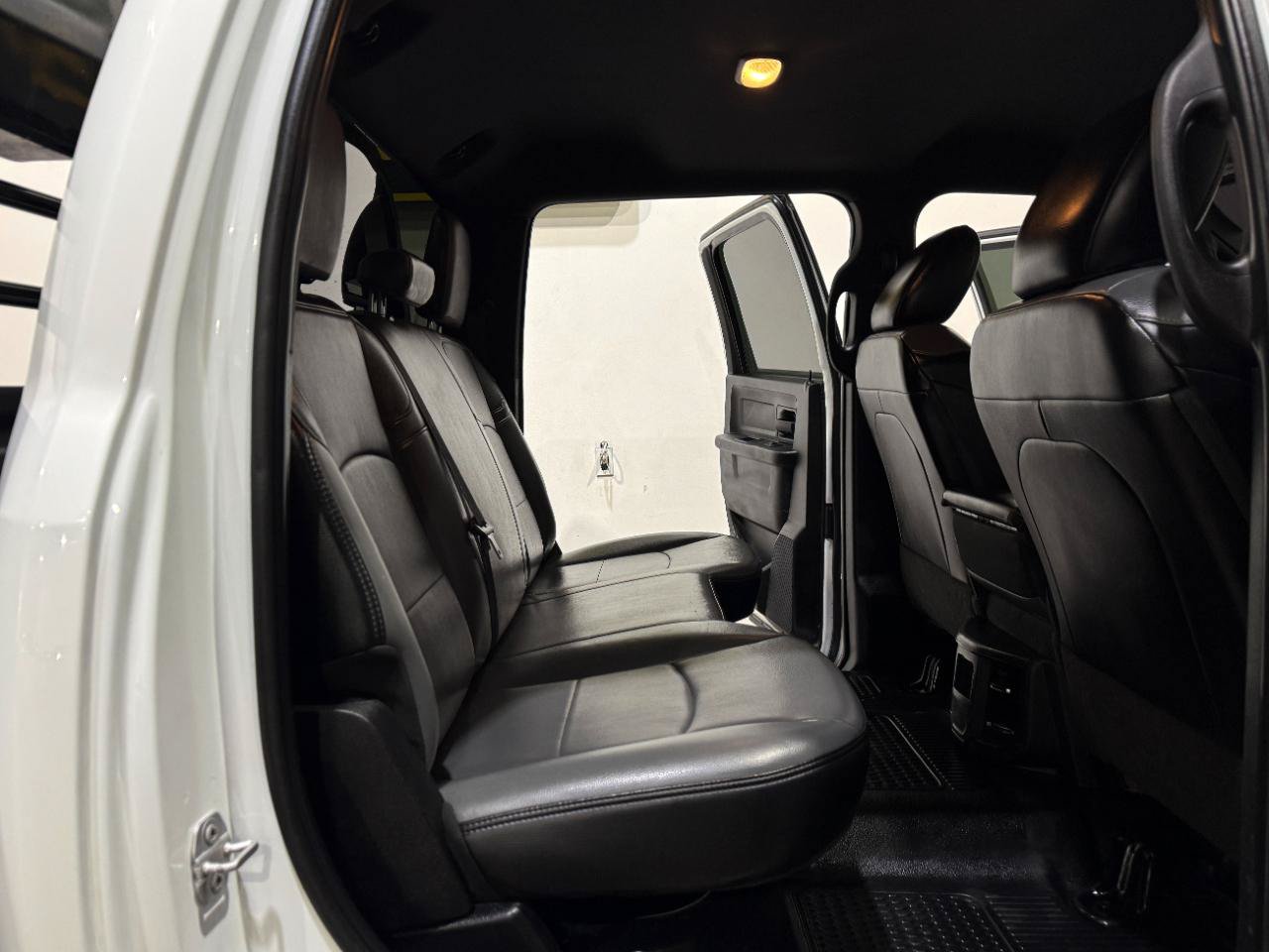 Used 2022 RAM 3500 Tradesman AWD/4WD image 15