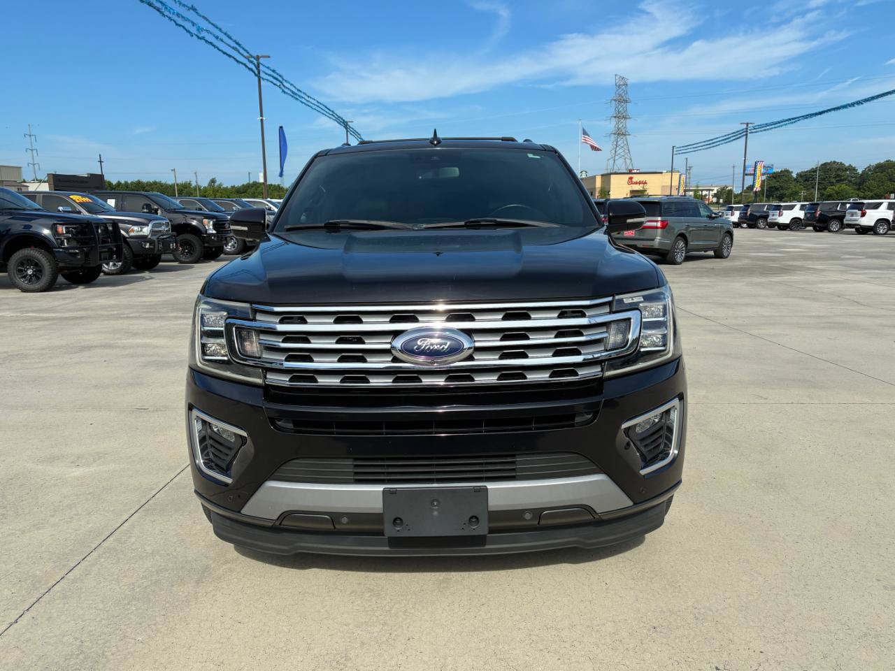 Used 2019 Ford Expedition Limited w/ Special Edition Package RWD image 3