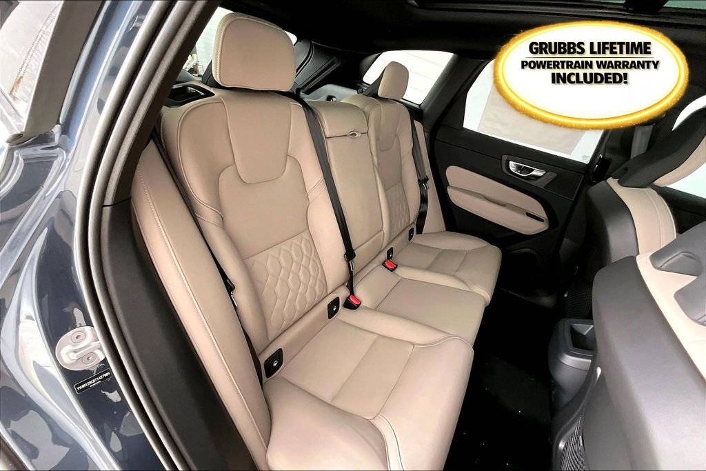 New 2026 Volvo XC60 B5 Plus w/ Protection Package Premier image 20