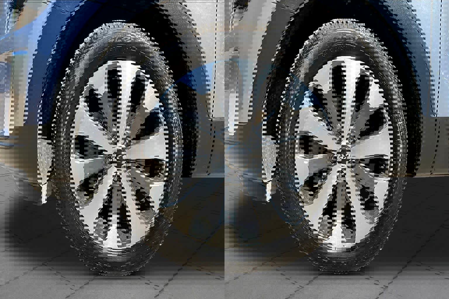 Used 2022 Kia Telluride EX w/ EX Premium Package AWD/4WD image 11