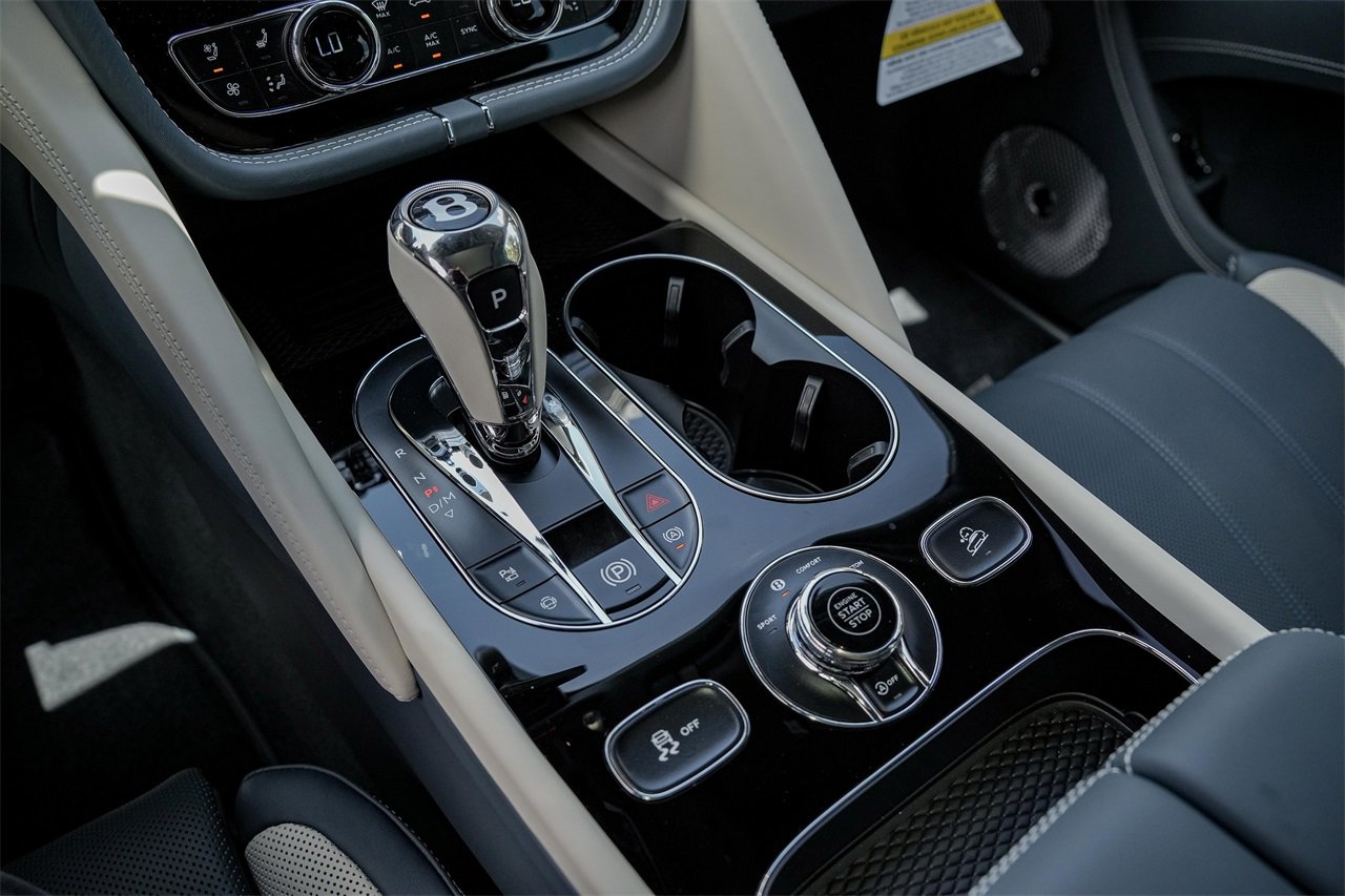 New 2025 Bentley Bentayga image 29