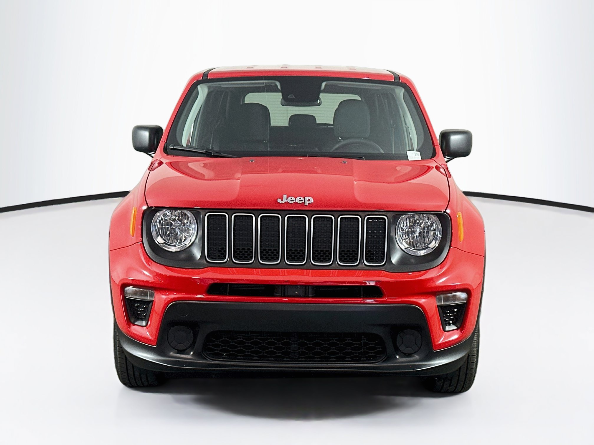 Used 2023 Jeep Renegade Latitude AWD/4WD image 2