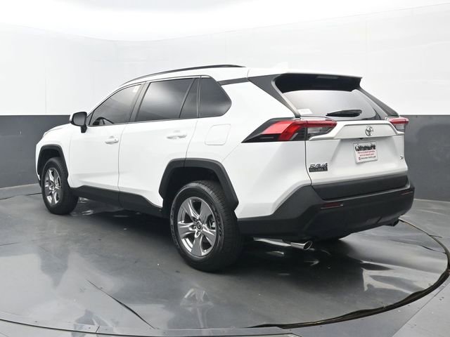 Used 2022 Toyota RAV4 XLE image 3